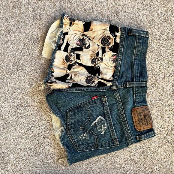 Distressed Levi's pug shorts - Picture 4 of 4